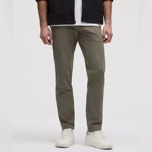 Lululemon Commission Classic Fit Pant Size 31 Army Green EUC